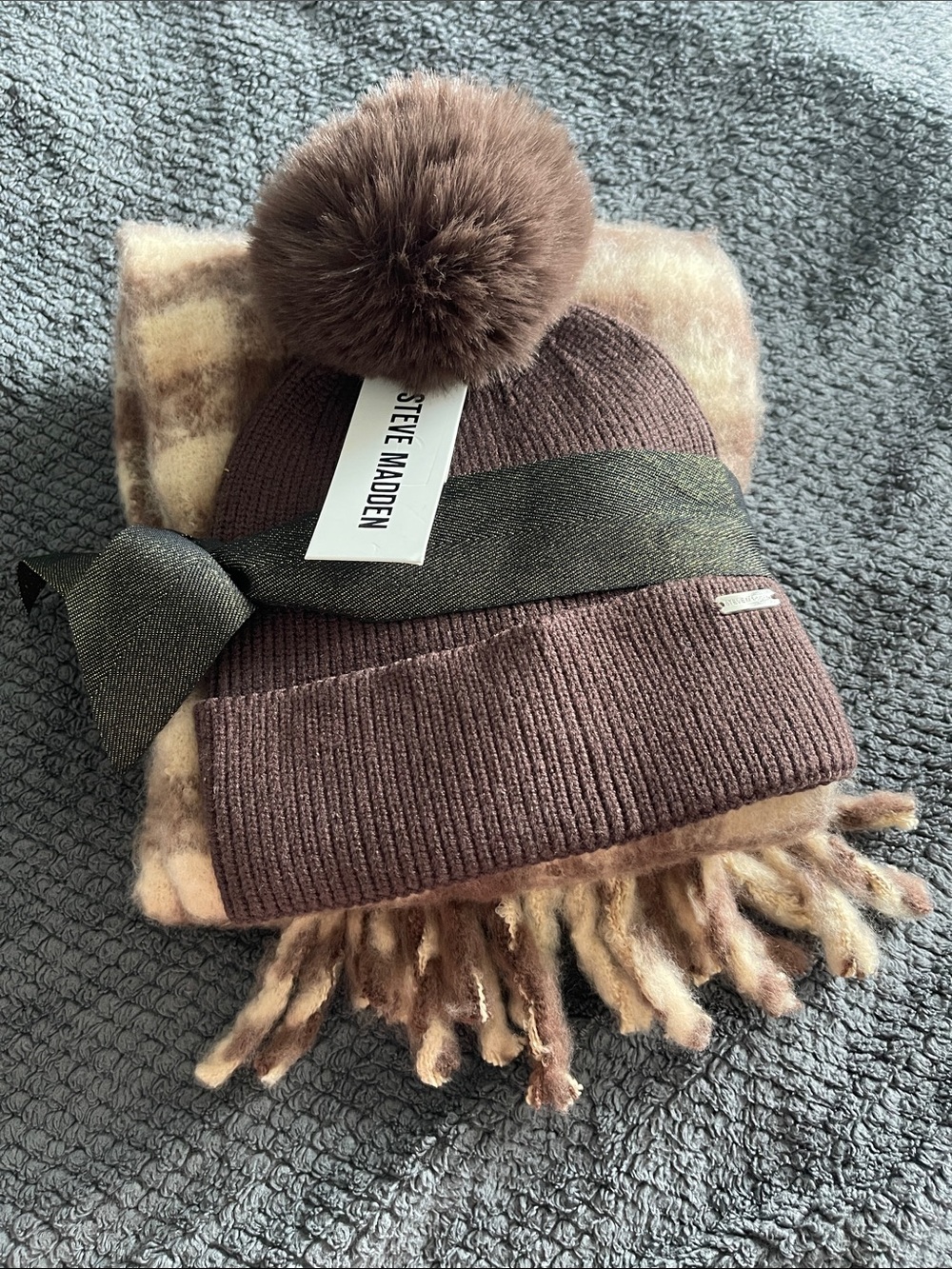 Steve Madden beanie and scarf